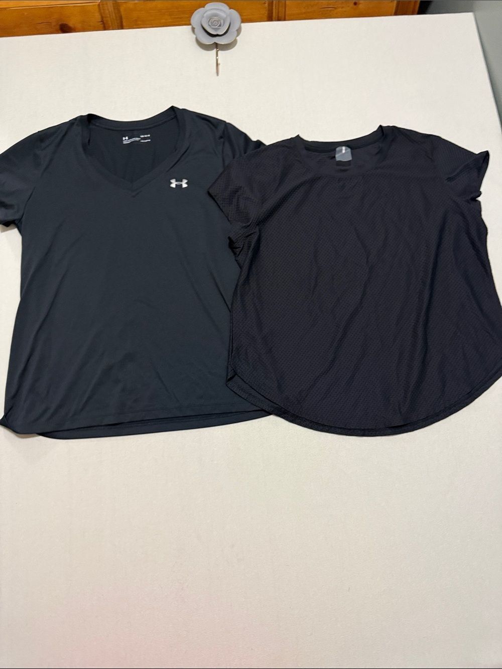 Under Armour Women's Black Short Sleeve Performance Tee